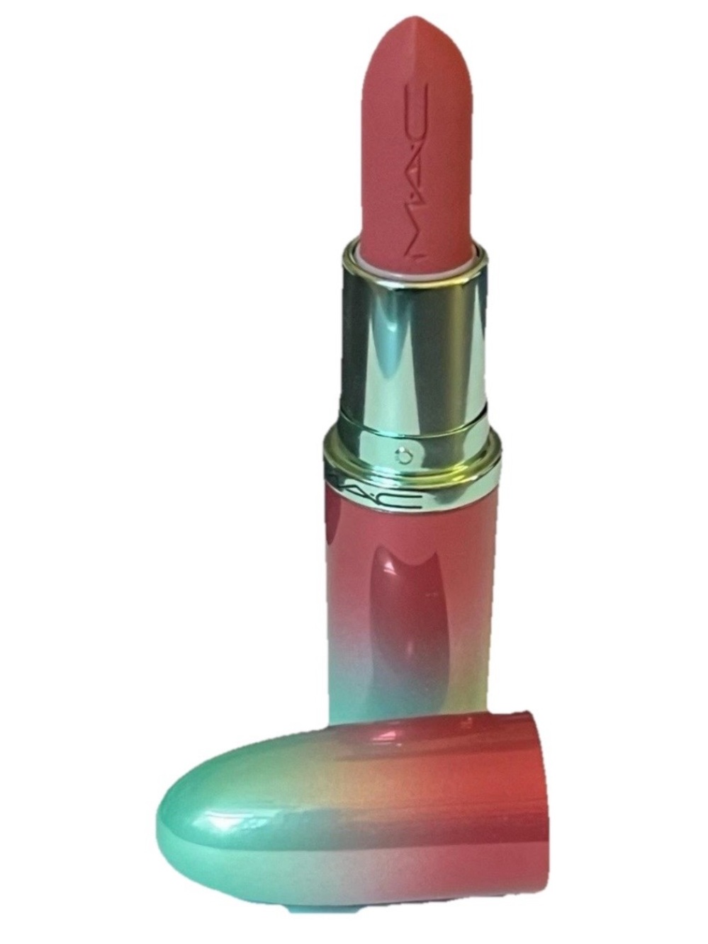 MAC 689 Captive Audience Macximal Matte Lipstick 0.12 oz Full Size New W/o Box